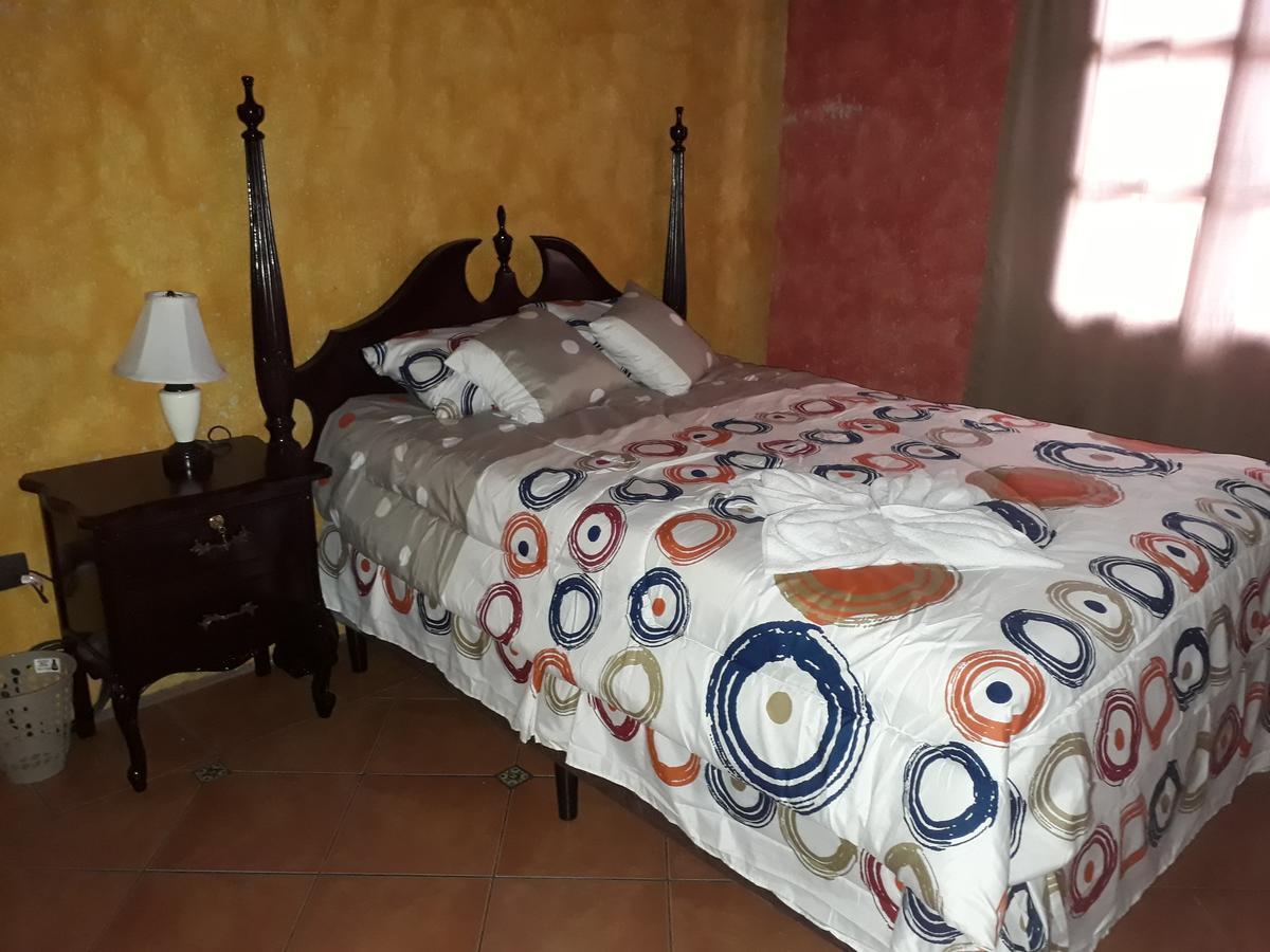 أنتيغوا غواتيمالا Hotel La Casita De Roca المظهر الخارجي الصورة