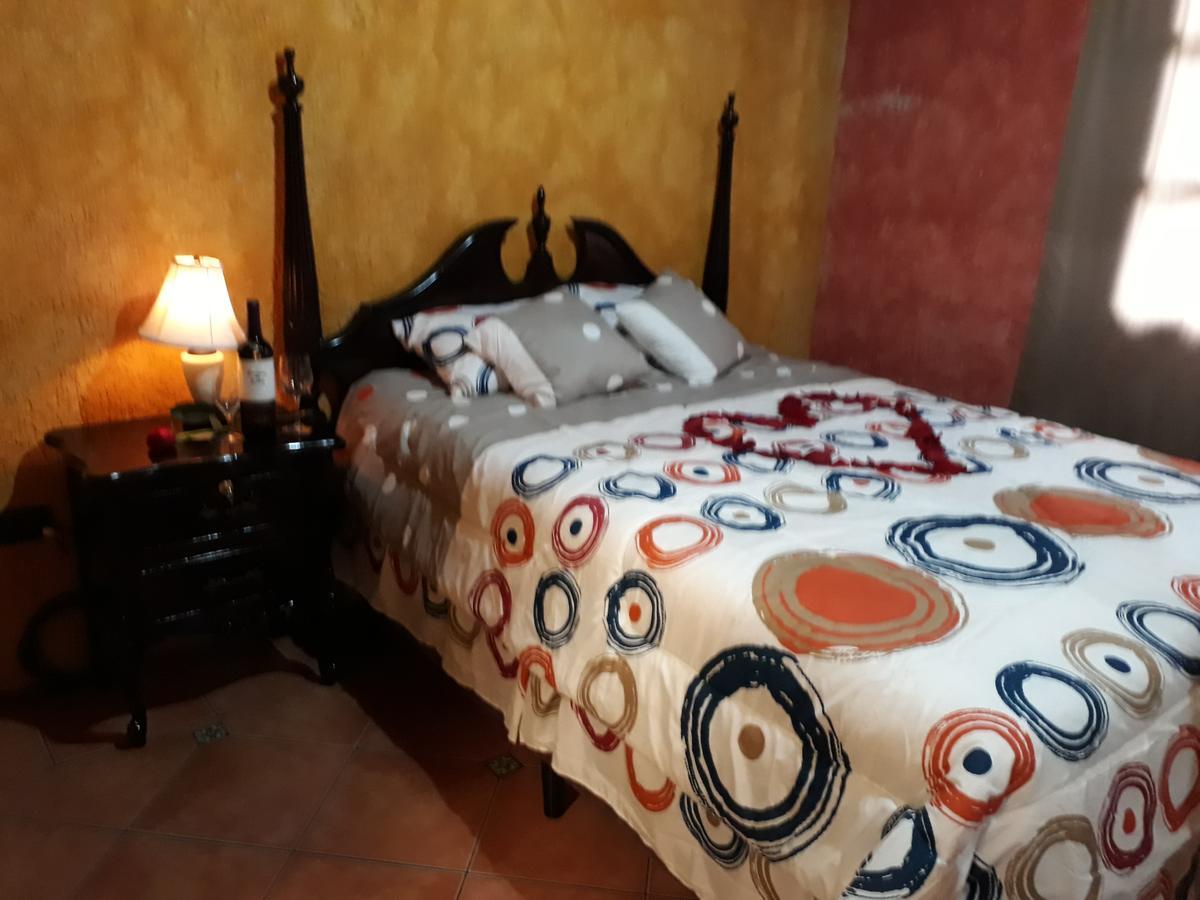 أنتيغوا غواتيمالا Hotel La Casita De Roca المظهر الخارجي الصورة