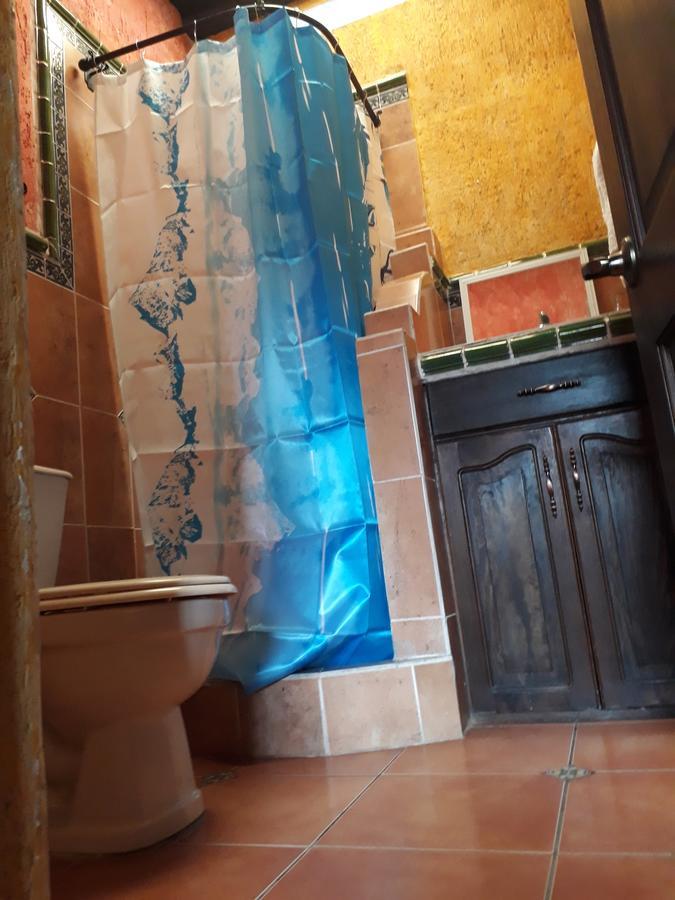 أنتيغوا غواتيمالا Hotel La Casita De Roca المظهر الخارجي الصورة