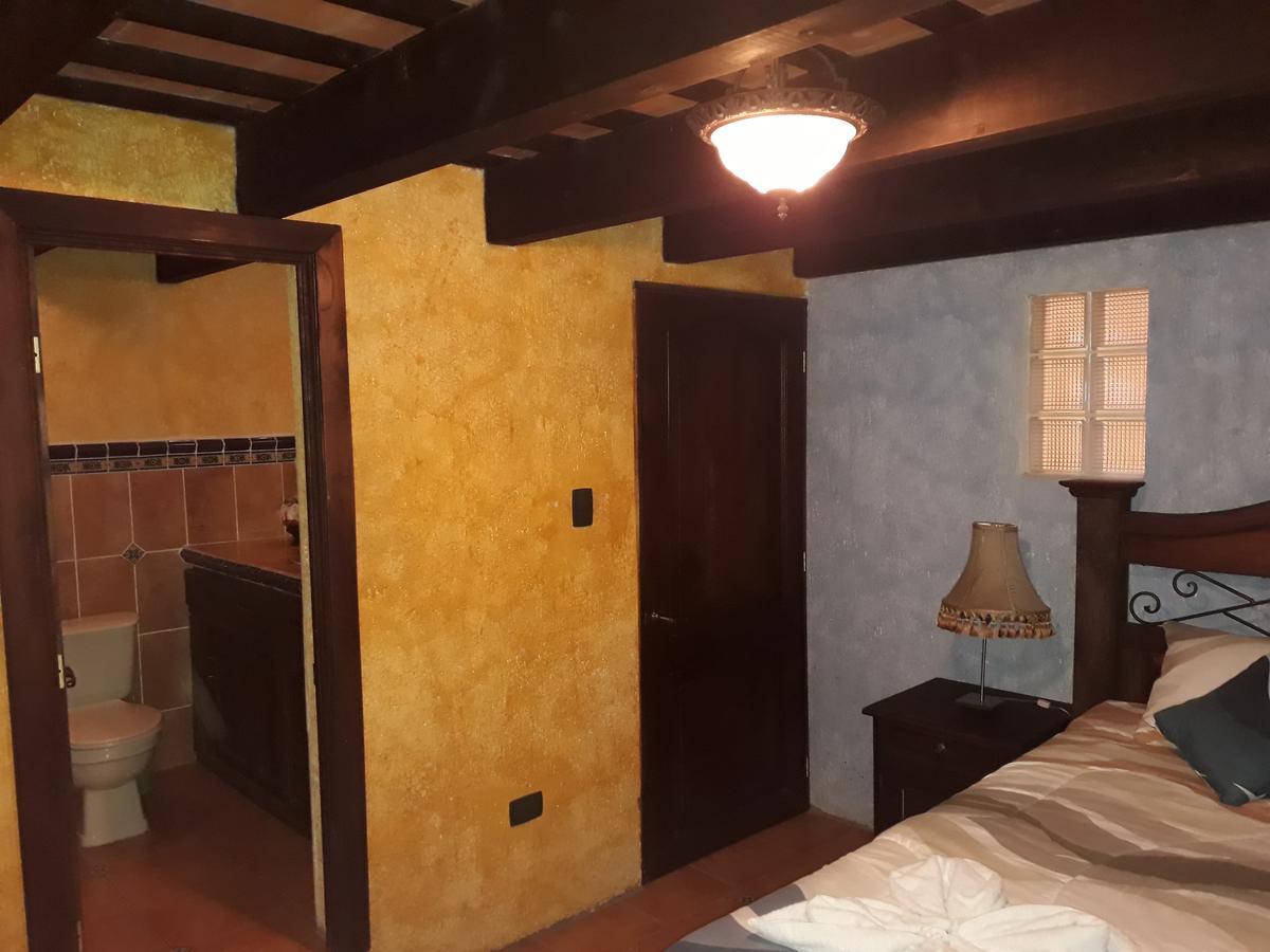 أنتيغوا غواتيمالا Hotel La Casita De Roca المظهر الخارجي الصورة